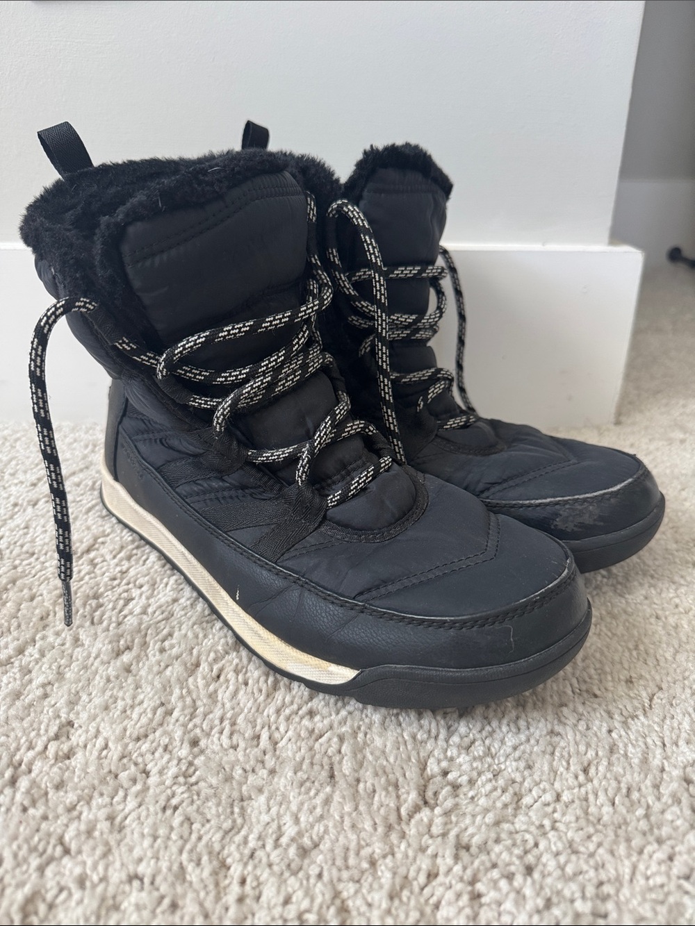 Sorel Black Faux-Fur Trim Lace-Up Winter Boots